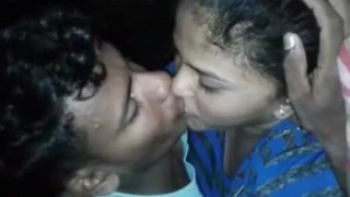 Video Panas Cepat Pasangan Muda Tetangga India Yang Romantis