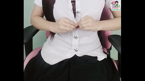 สาวนักศึกษาสุดเซ็กซี่โชว์เร้าใจบนโต๊ะคอม ใช้ของเล่นสุดร้อนแรงเล่นกับตัวเองอย่างเสียวสุดขีด