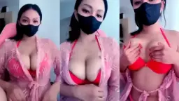 Miss Yange Tobrut Meremas Payudara Sambil Mengeluarkan Desahan Nafsu