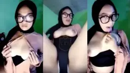 Sarah Si Jilboob Barbar Yang Menggoda