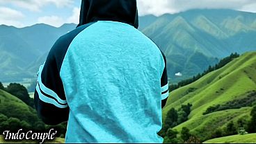 Istri Berhijab Yang Setia Menggoyang Ranjang Dengan Kekasih Gelap Saat Suaminya Asyik Berlibur Di Bali, Menelan Setiap Tetes Nafsu Sampai Tandas.