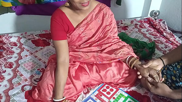 Bhabhi Ke Saath Ludo Khelte Hue, Jeetne Wala Maza Le, Garam Garam Awaz Mein