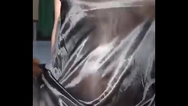 Video Panas Indonesia: Adegan Ranjang Dengan Cewek Montok Toge Besar Mulus