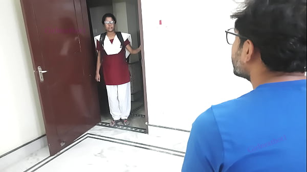 Gadis Benggala India Yang Polos Dihardik Oleh Pria Asing – Kisah Mesum Hindi