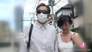 Adegan Mesum Istri Dihajar Birahi Ditemani Suami Yang Nonton – Nagisa