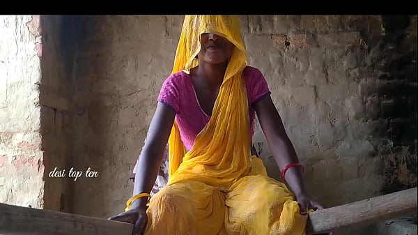 Istri India Desi Digoyang Keras Suami Dengan Sari Kuning Seksi
