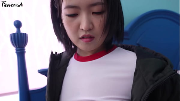 Korea – Permainan Peran Pacar Seksi Dengan Stoking Hitam Yang Menggoda