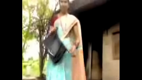 Gadis Seksi India Yang Menggoda