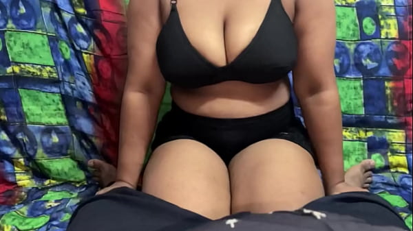 Adik Tiri Digoyang Ganas Saat Main Dengan Kakaknya, Video Panasnya Viral Di Media Sosial