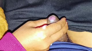 Tanteku Suka Kontol Mungil Yang Menggoda