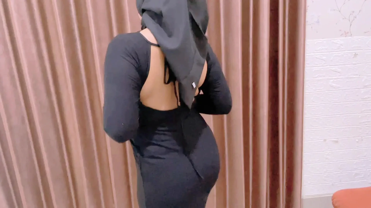 My Stepmother Was Caught Having Lust When My Father Went To Work, Then I Replaced Her To Satisfy Her Lust That Ended In A Crot Inside