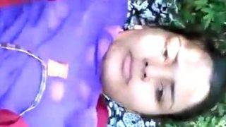 Desi Gadis Liar Di Hutan, Panasnya Nafsu Liar Yang Tak Terbendung