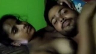 Pasangan Benggala Asyik Bercinta Di Rumah Saat Karantina