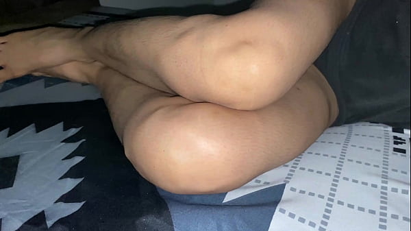 Paman Tetangga Menggila, Menghajar Memek Mulus Cewek Sma 18 Tahun