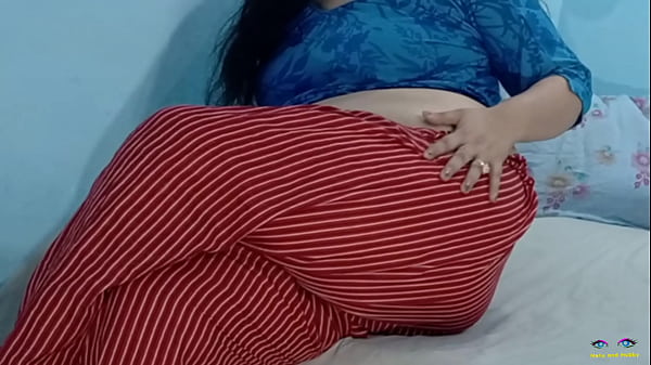 Di Tengah Riuh Erangan Dan Rintihan, Istri Nakal Netu Menginginkan Perlakuan Anal Kasar Untuk Bokong Besarnya Dengan Erotisme Yang Mengguncang Dalam Bahasa Hindi.