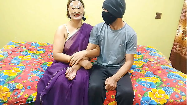 Bhabhi India Mengisahkan Bagaimana Adik Tiri Memperkosa Dan Merenggangkan Memeknya Dengan Keras – Audio Hindi Jelas Part 1