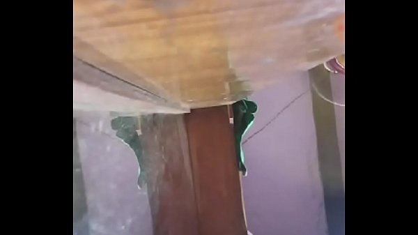 Desi Bhabhi Yang Menggoda Dengan Tubuh Seksi Dan Nafsu Yang Membara