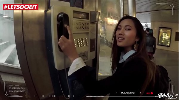 Turis Thailand Menggoyang Pantatnya Yang Menggoda