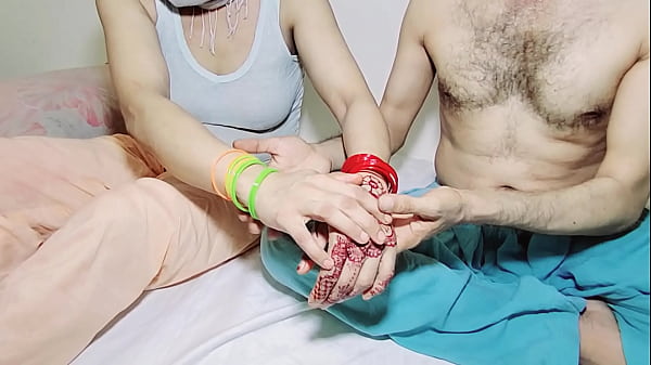 Bhabhi Punjab Muslim Tersepak Ganas, Dubur Meleleh Digenjot Keras Doggystyle Suara Hindi Menggairahkan