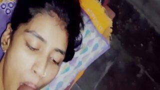 Cewek 18 Tahun Digenjot Habis-habisan Sama Cowoknya Di Video Mesum Ala India.