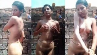 Gadis India Telanjang Mandi Di Area Terbuka Dengan Sensual