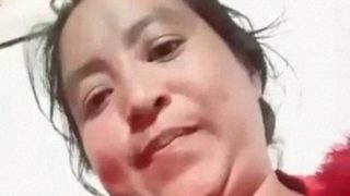 Video Panas Chut – Tante Seksi Pamer Yoninya
