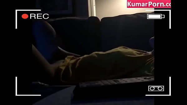 Cewek Cina Masturbasi Di Depan Kamera, Retas Dan Lihat Semua!