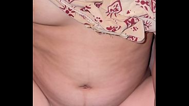 Diajak Ibu Temanku Yang Janda Panas Untuk Bercinta Di Ranjangnya