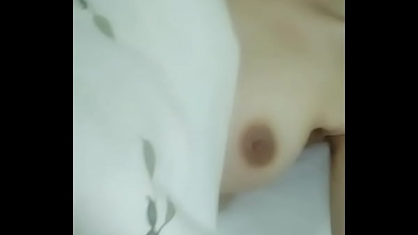Gadis Tiongkok Yang Menggoda Di Balik Tirai Sutra