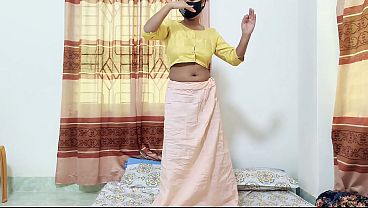 Gadis Desi Bergoyang Panas Dan Nikmati Tarian Seksi