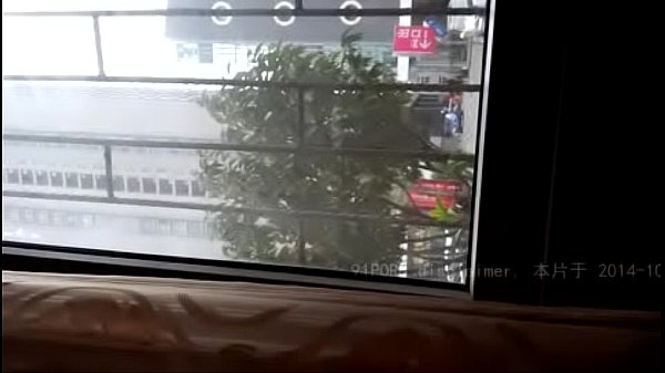 浩哥在饭桌上与闺蜜的激情缠绵