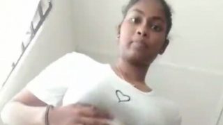 Babe Tamil Telanjang Bulat Sambil Mainin Memek Basah Kencang