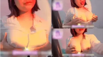 Kak Bulan Imut Manis, Tapi Toketnya Brutal Banget Bikin Ngaceng.