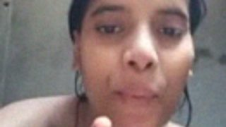 Video Mandi Telanjang Sengaja Direkam, Cewek Desa Seksi Siap Dimakan