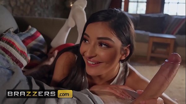 Remaja Cemong Haus Kontol Gede – Emily Willis & Danny D – Latihan Ngentot Biar Jadi Pelacur Sempurna – Brazzers