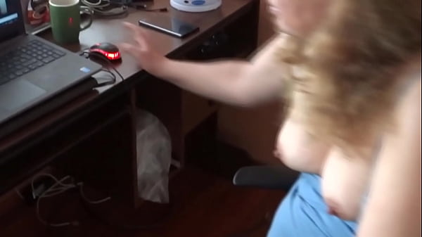 Istri Latinku, Ibu Mapan Seksi, Lagi Sange Berat Nonton Bokep, Crot Berkali-kali Sambil Merengek Minta Kontol Besar.