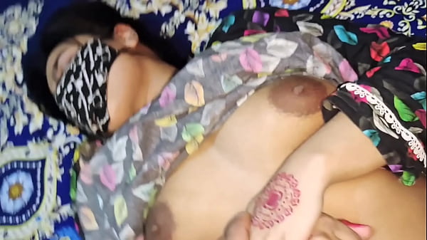 Ibu Tiriku Ngajarin Aku Soal Seks, Dirty Talk Hindi, Moaning, Dan Ngewe Liar Yang Bikin Mampus.