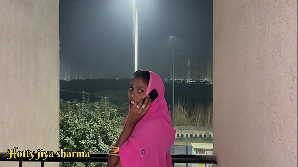 Saat Bapak Tiri Pergi, Anak Tiri Ngewein Ibu Tiri, Kontolnya Masuk Ke Memek Dan Pantat Gede Pas Malam Karwa Chauth