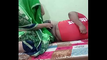 Desi Pasangan India Ngewe Panas Di Ranjang, Sampai Muncrat