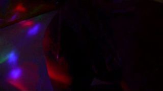 Colombia Mami Montok Sange Ngewe Di Kamar Mandi, Crot Di Mulut Langsung Lanjut Nungging Di Sofa.