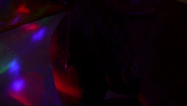 Colombia Mami Montok Sange Ngewe Di Kamar Mandi, Crot Di Mulut Langsung Lanjut Nungging Di Sofa.