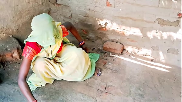 Desi Sexy Shari Dipake Istri Kampung, Kontol Gede Keras Nusuk Lubang Pantat, Baju Seksi, Anal Sex Penuh, Web Series Hindi Bikin Makin Basah.