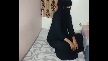 Gadis Bercadar, Nafsu Gelapnya Digilas Habis Sama Sopir Pribadi Di Jok Belakang.