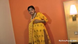 Cewek India Rupali, Siap Digoyang Sampai Mampus.