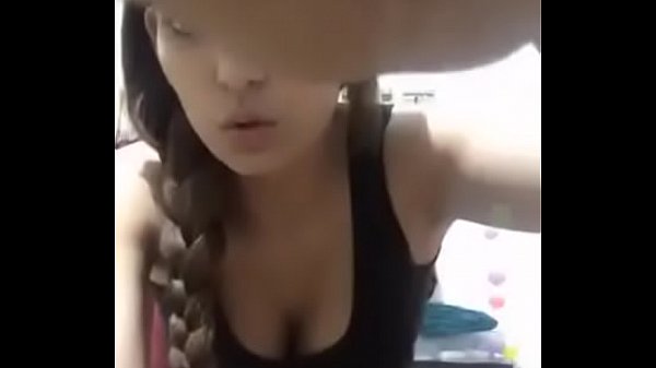 Désinya Montok, Siap Digoyang-goyang Sampai Minta Ampun.
