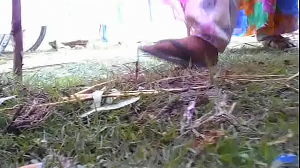 Desi Cewek Ngocok Pipis Sampe Becek Basah Kena Semua