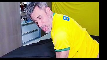 Arab Datang Ke Brasil, Ngehancurin Lubang Crotan Si Papa Brasil Yang Gede Banget (cuplikan Panas)
