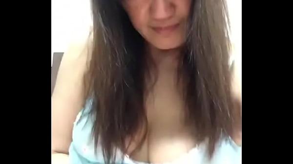 Cewek Asia Murah Christy Jari-jariin Memek Basah Kenceng
