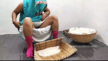 Nikmatin Aja Goyang Desi Cewek Kampung India Yang Bikin Makin Tegang.