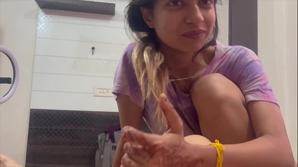 Desi Cewek Ngentot Colok Tangan Di Lubang Pantat Sama Kakak Tiri